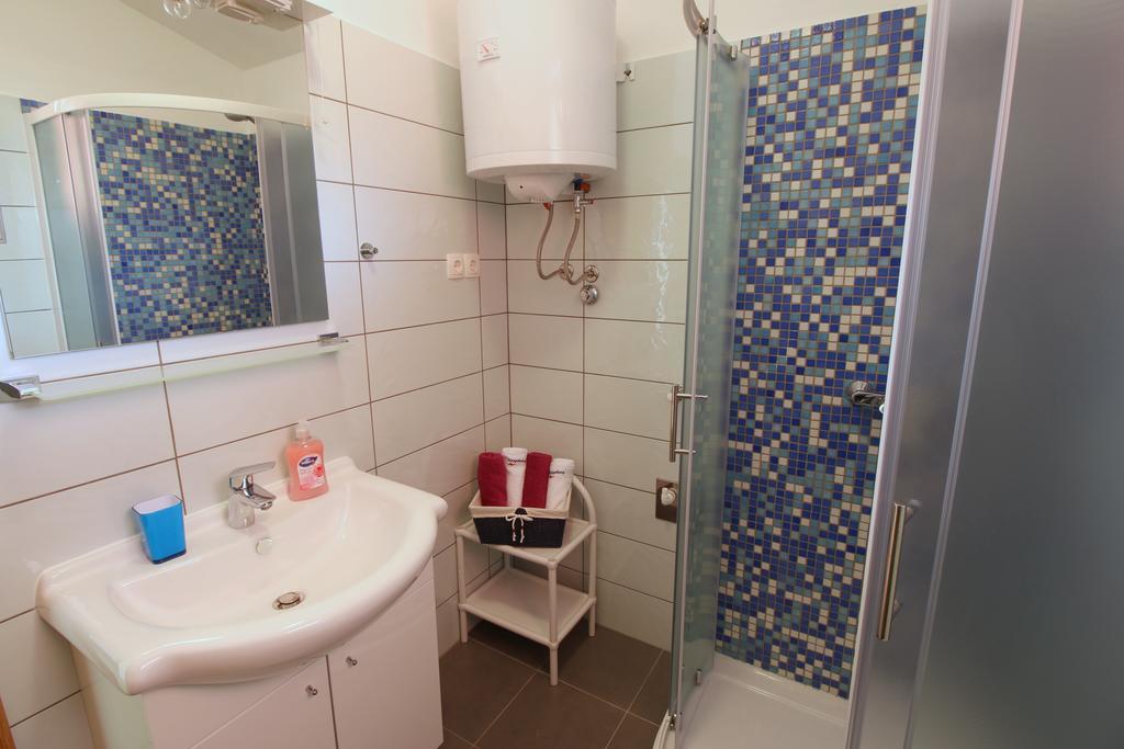 Apartments Lucefinka Banjole Luaran gambar